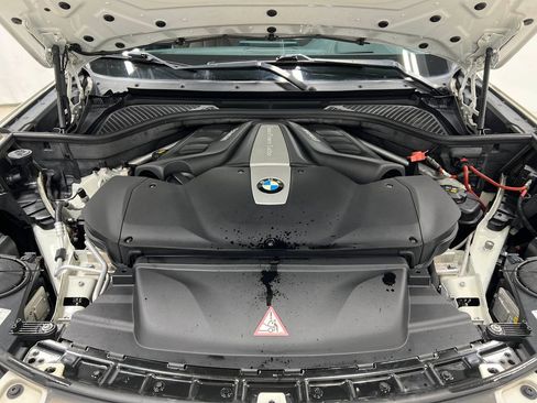 Used 2015 BMW X5 xDrive50i AWD/4WD image 31
