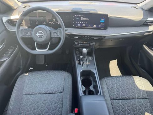 Used 2026 Nissan Kicks SV w/ Cold Weather Package AWD/4WD image 12