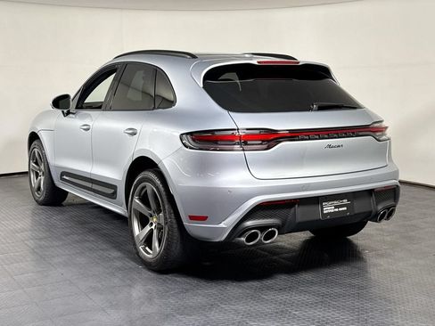 Certified 2024 Porsche Macan AWD/4WD image 3