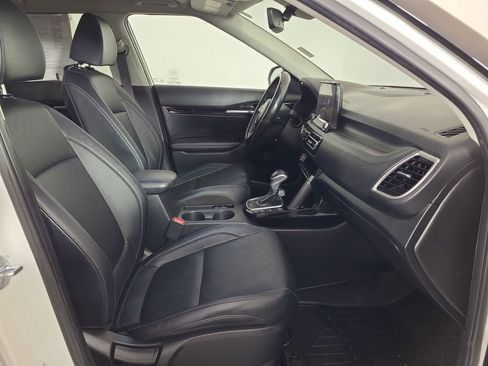 Used 2021 Kia Seltos SX w/ SX Sunroof Package image 21