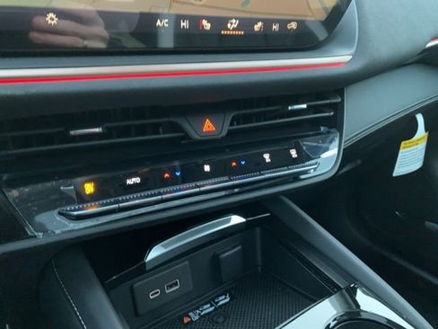 New 2026 Buick Envision Sport Touring AWD/4WD image 24