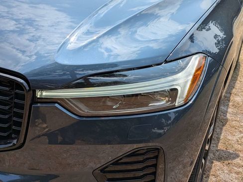 Certified 2024 Volvo XC60 B5 Plus w/ Protection Package Premier AWD/4WD image 9
