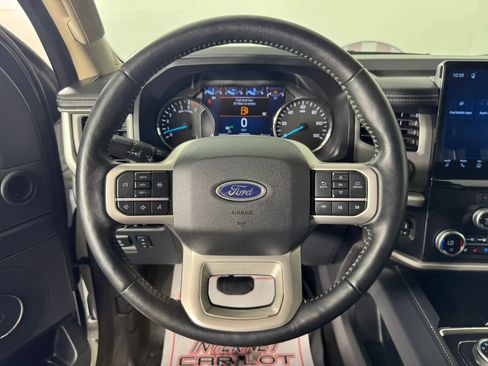 Used 2024 Ford Expedition Max XLT AWD/4WD image 13
