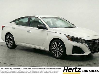 Used 2025 Nissan Altima 2.5 SV