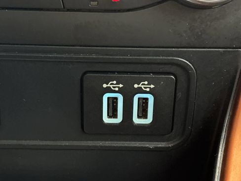 Used 2021 Ford EcoSport SE w/ SE Convenience Package image 25