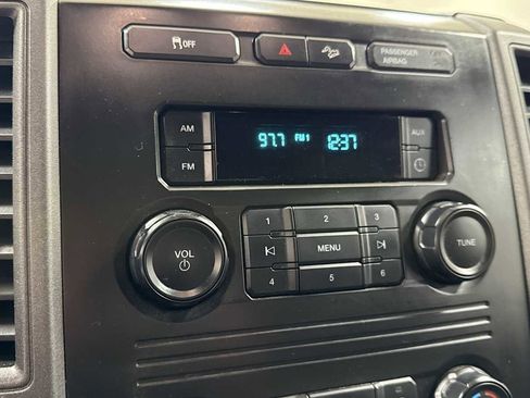 Used 2017 Ford F250 XL w/ Power Equipment Group image 18