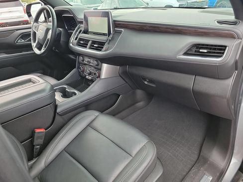Used 2023 Chevrolet Tahoe LT w/ Luxury Package RWD image 30