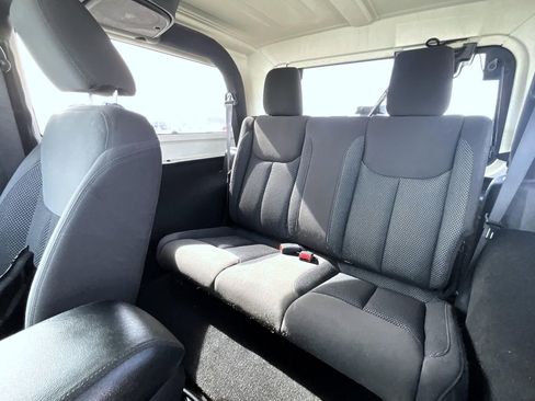 Used 2016 Jeep Wrangler Sport image 14
