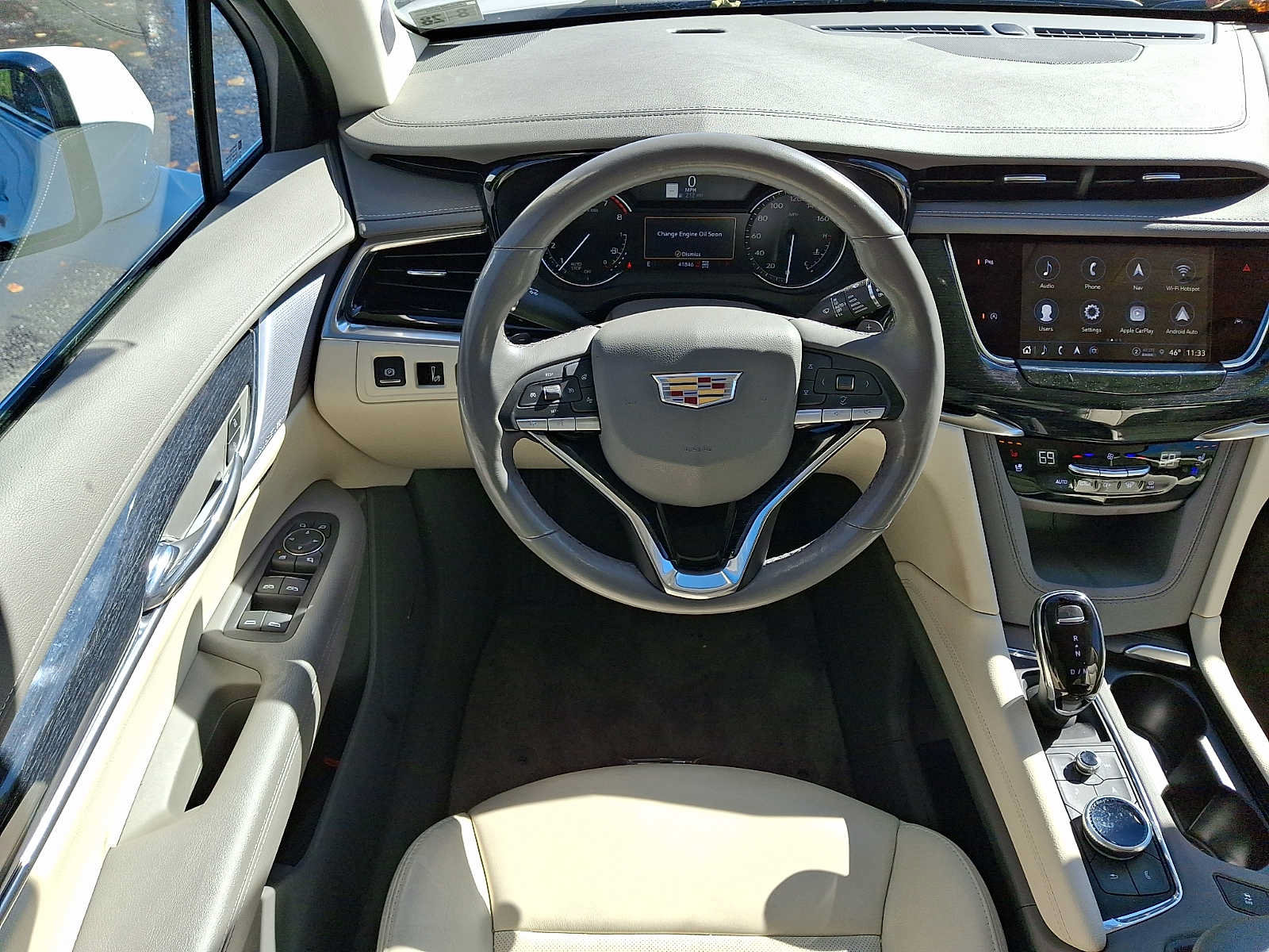 Used 2024 Cadillac XT6 Premium Luxury AWD/4WD image 12