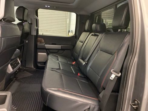 Used 2024 Ford F250 Lariat w/ Lariat Ultimate Package AWD/4WD image 16
