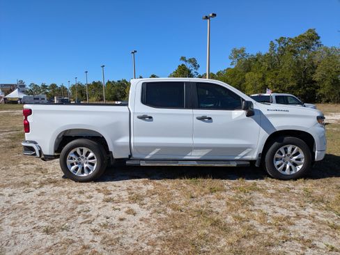 Used 2022 Chevrolet Silverado 1500 Custom RWD image 3