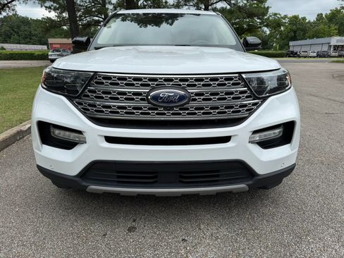 Used 2021 Ford Explorer Limited w/ Equipment Group 301A RWD image 8