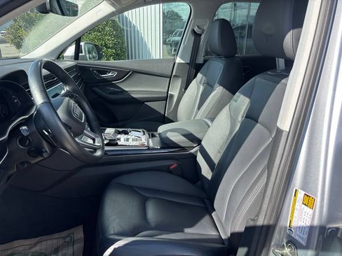 Used 2022 Audi Q7 3.0T Premium AWD/4WD image 17
