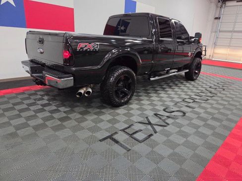 Used 2014 Ford F250 Lariat w/ Lariat Ultimate Package AWD/4WD image 25