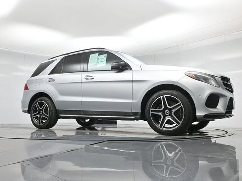Used 2019 Mercedes-Benz GLE 400 4MATIC image 45