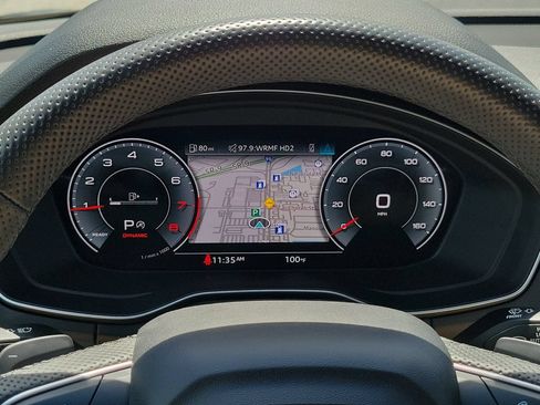 Certified 2025 Audi Q5 2.0T Premium Plus AWD/4WD image 11