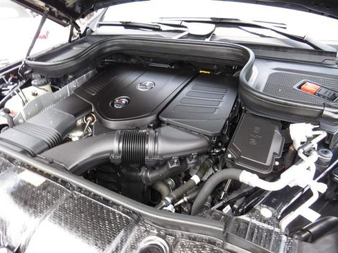 Used 2024 Mercedes-Benz GLE 350 4MATIC image 7
