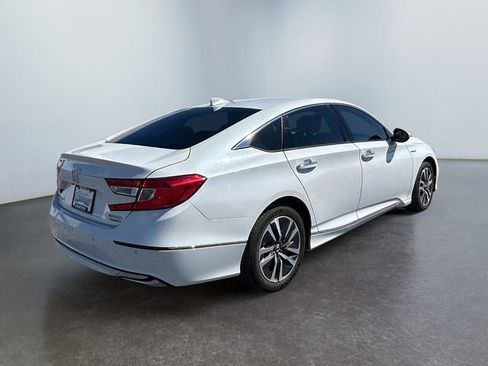 Used 2019 Honda Accord Touring image 5