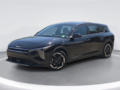 New 2026 Kia K4 EX