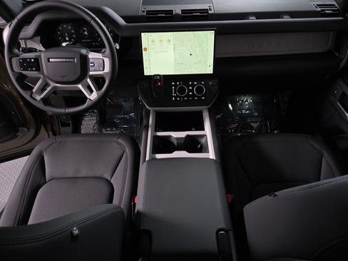 New 2026 Land Rover Defender 110 X-Dynamic SE AWD/4WD image 4