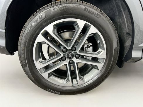 Certified 2025 Audi Q5 Premium Plus w/ Premium Plus AWD/4WD image 32