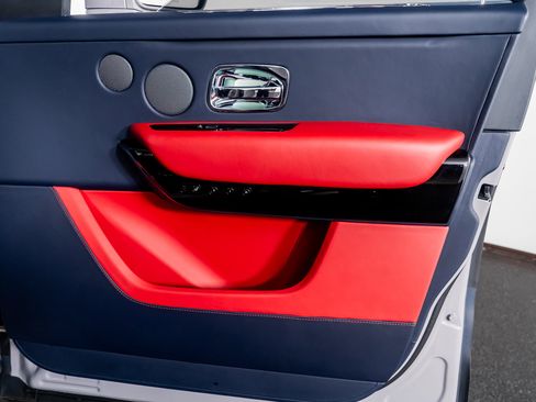 Used 2023 Rolls-Royce Cullinan image 41