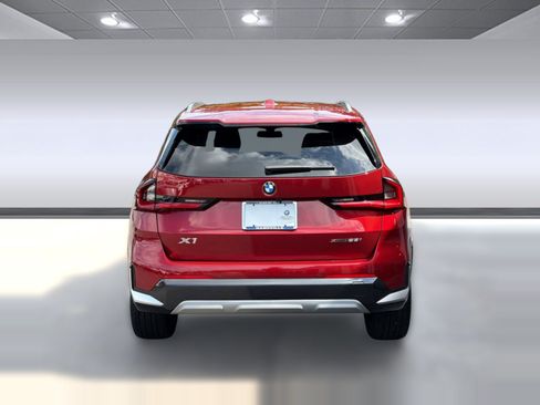 Certified 2026 BMW X1 xDrive28i AWD/4WD image 10