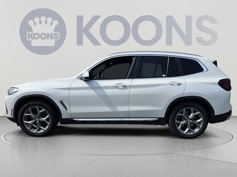 Used 2022 BMW X3 xDrive30i w/ Premium Package AWD/4WD image 2