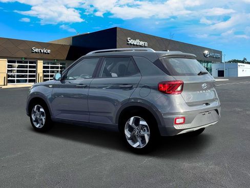New 2026 Hyundai Venue SEL image 4