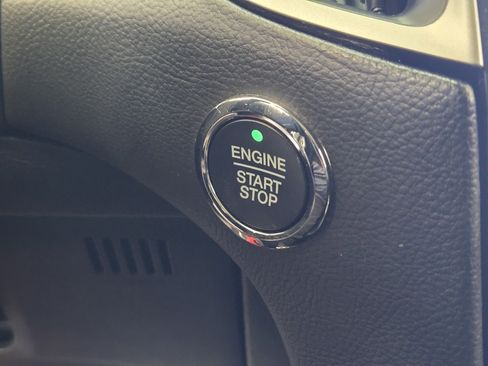 Certified 2022 Ford Edge SEL w/ Convenience Package image 20