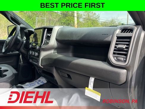 New 2026 RAM 2500 Tradesman AWD/4WD image 16