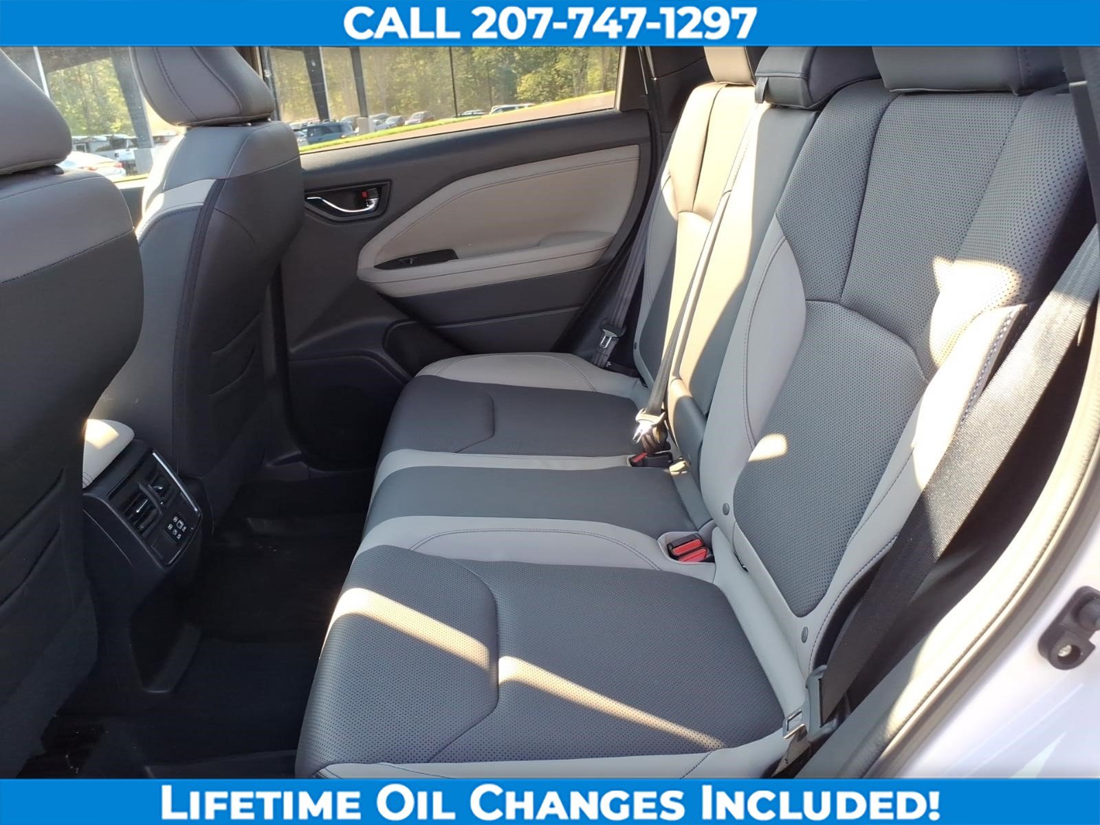 Used 2025 Subaru Forester Limited AWD/4WD image 14