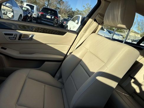 Used 2016 Mercedes-Benz E 350 Sedan image 16
