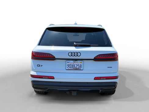 Used 2023 Audi Q7 3.0T Premium Plus w/ Premium Plus Package AWD/4WD image 4