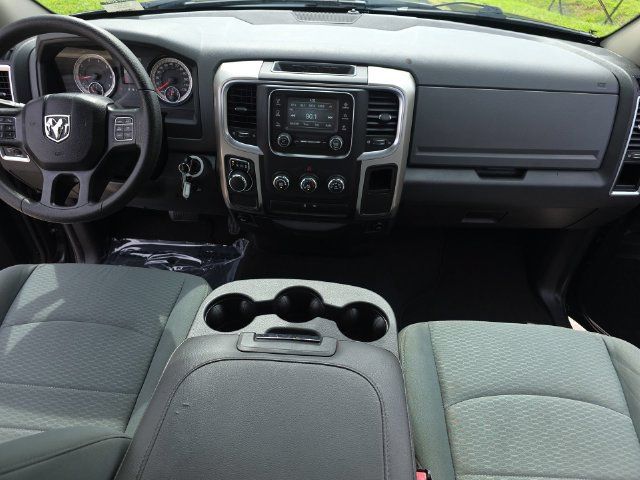 Used 2016 RAM 1500 Classic SLT RWD image 10