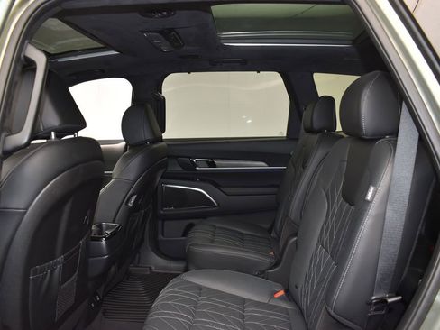 Used 2025 Kia Telluride SX Prestige X-Line AWD/4WD image 10