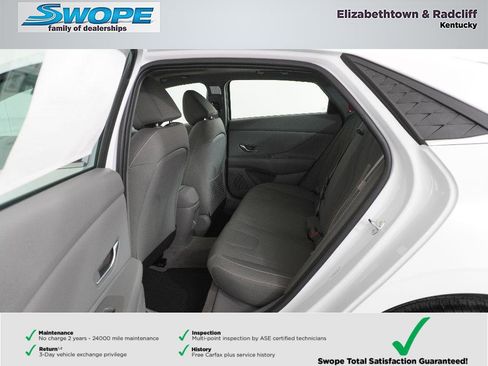 New 2026 Hyundai Elantra SEL Sport Premium image 11