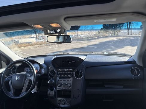 Used 2013 Honda Pilot Touring image 29