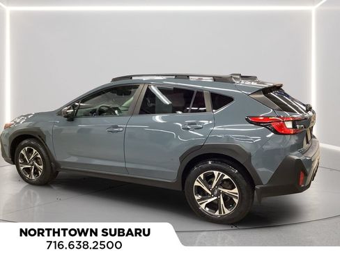 Used 2024 Subaru Crosstrek 2.0i Premium AWD/4WD image 3