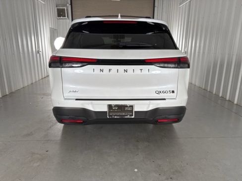 Certified 2026 INFINITI QX60 Sport w/ Dark Cargo Package AWD/4WD image 5