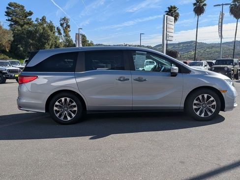 Used 2024 Honda Odyssey EX-L image 6
