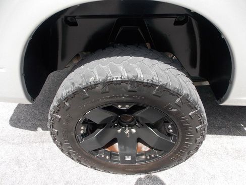 Used 2013 RAM 1500 Express image 20