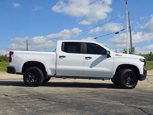 Used 2020 Chevrolet Silverado 1500 LT Trail Boss AWD/4WD image 32