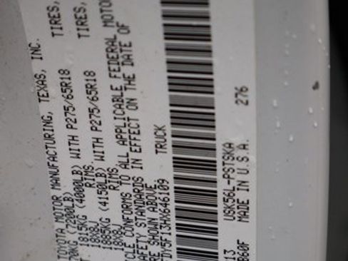 Used 2017 Toyota Tundra SR5 w/ TRD Off Road Package AWD/4WD image 29