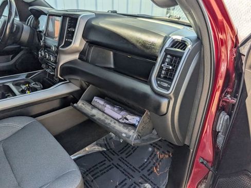 Used 2022 RAM 1500 Big Horn AWD/4WD image 33