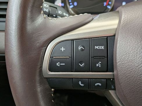 Used 2018 Lexus RX 350L Premium w/ Premium Package image 19