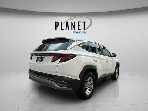 New 2026 Hyundai Tucson SE image 7