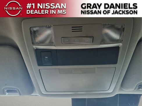 Used 2018 Toyota Tacoma SR RWD image 22