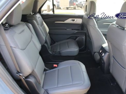 New 2026 Ford Explorer Active w/ Active Comfort Package RWD image 9