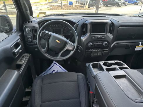 Used 2025 Chevrolet Silverado 1500 Custom w/ Turbomax Blackout Package image 24